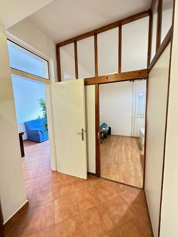 Apartments With A Parking Space Mali Lošinj Exterior foto